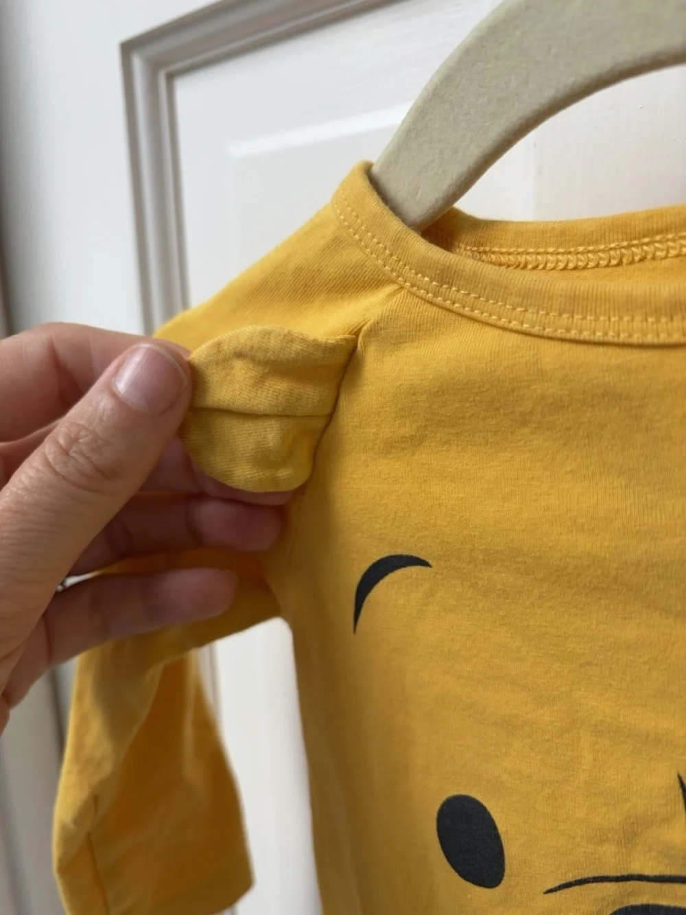 H&M Disney Winnie the Pooh Yellow Long Sleeve Organic Cotton Bodysuit 2-4Mo